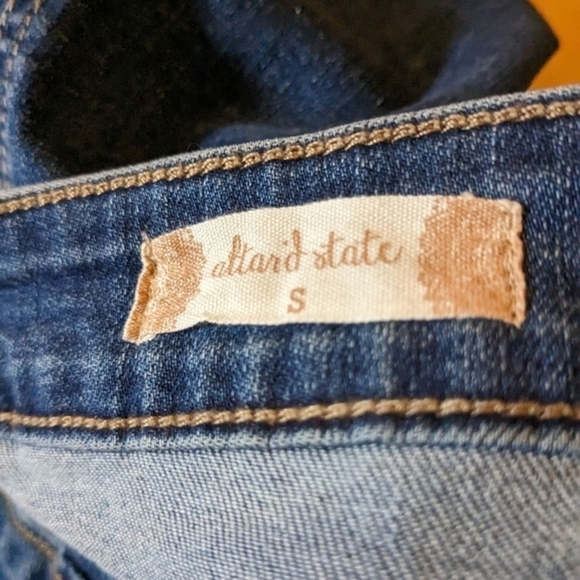 Alter'd State Small Short Blue Denim Jean Skirt‎ w/ Button Enclosure - Picture 8 of 10